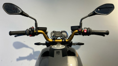 BMW R12 (24MY)